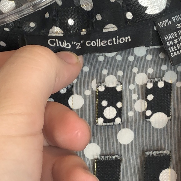 Club Z Collection Polka Dot Top 3X PLUS SIZE - Picture 4 of 8